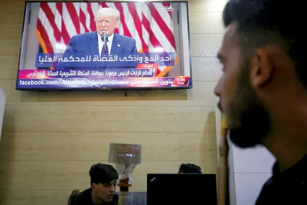 ملفات عراقية عالقة... الرواتب والعلاقة مع أميركا و«الجيران»