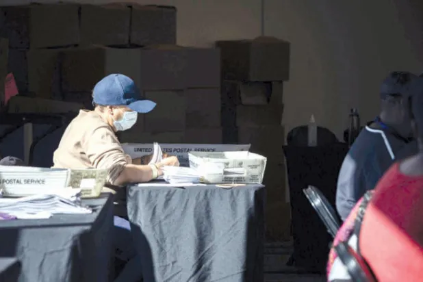 {مطهرات الأيدي ومشاكل سباكة}... تهديدات غير متوقعة لانتخابات 2020