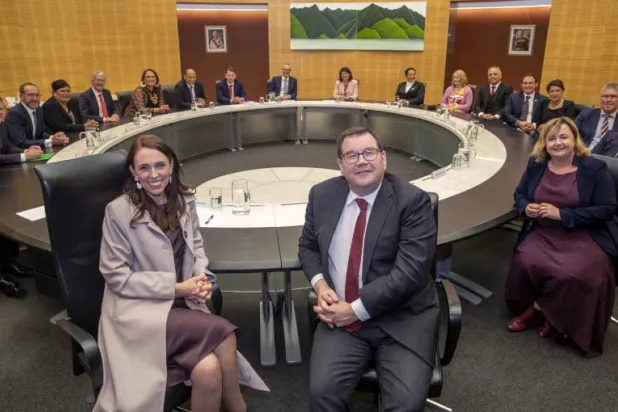 جاسيندا أردرن تتولى مهماتها لولاية ثانية في نيوزيلندا