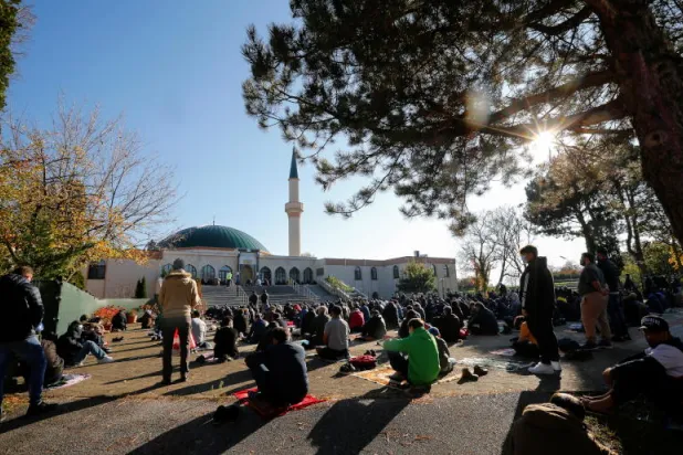 مخاوف لدى مسلمي النمسا من تصاعد العداء ضدهم بعد اعتداء فيينا