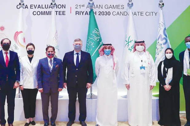 الأمير عبد العزيز الفيصل التقى أعضاء لجنة التقييم الآسيوية (المركز الإعلامي لوزارة الرياضة)