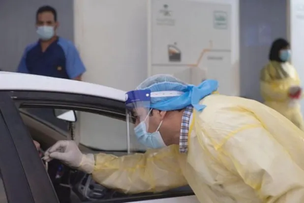 السعودية: انخفاض كبير في الإصابات مع ارتفاع الفحوص اليومية