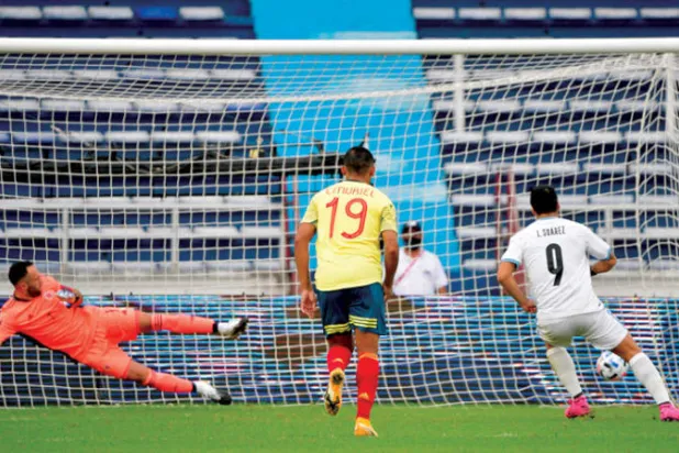 انتصاران للبرازيل والأوروغواي قبل موقعتهما الساخنة بالجولة الرابعة