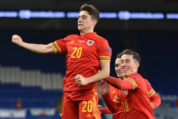 Wales Climb Into Nations League Top Tier With Victory Over 10-Man Finland