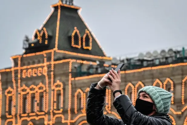 «كإدمان المخدرات والقمار»... الهواتف الذكية تدفعنا لاتخاذ قرارات متهورة