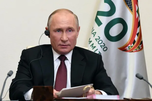 بوتين: ندعم مشروع «قمة الرياض» لتوفير لقاحات آمنة للجميع