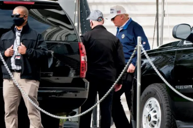 Başkan Trump dünü golf oynayarak geçirdi. (AP)