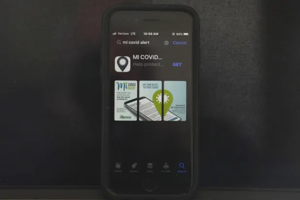 تطبيقات لمحاربة كورونا... إشعارات لتنبيهك إذا كنت قريباً من شخص مصاب