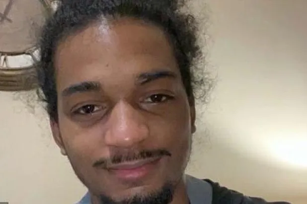 «شطيرة» تتسبب في مقتل شاب أميركي أسود على يد الشرطة