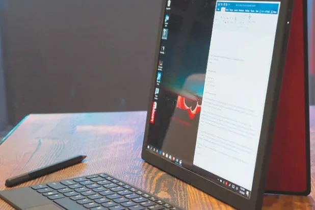 «لينوفو» تعلن عن أول كومبيوتر محمول قابل للطي