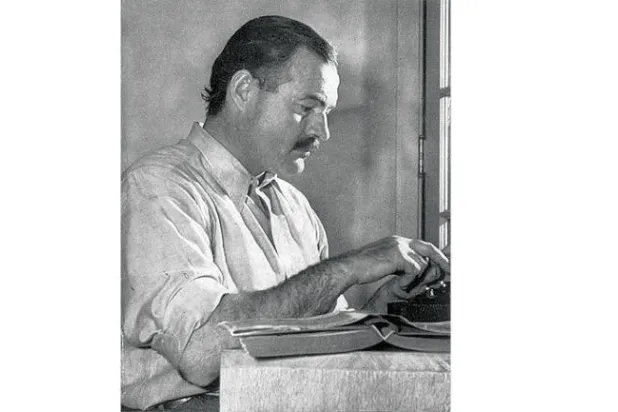 همنغواي: أفضل الكتابة يأتي بالتأكيد حين تكون في علاقة حب