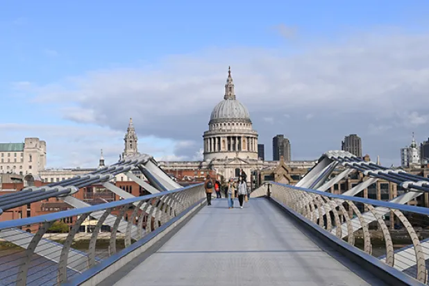Kuveyt, İngiltere'den uçuşları yasakladı