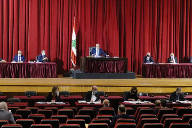 البرلمان اللبناني يقر رفع السرية المصرفية تمهيداً لـ«التدقيق الجنائي»