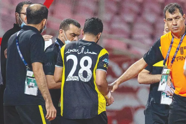 الاتحاد يعاقب حمد المنصور «مالياً»
