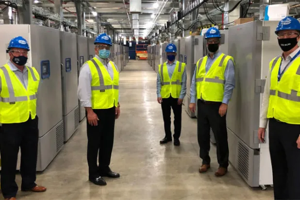 اللقاحات الأولى تحمل الأمل إلى أميركا اللاتينية