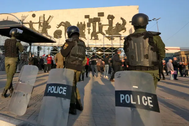 بحث داغ برکناری مقام های ارشد وزارت برق در پارلمان عراق