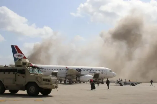 El-İryâni: Aden Havaalanı’ na yönelik saldırıda bir gazeteci öldü ve 10 kişi de yaralandı