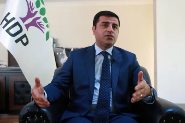 إردوغان يتجه لإغلاق حزب معارض مؤيد للأكراد