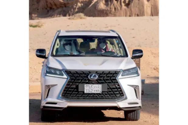 تفاعل شعبي باحتفاء ولي العهد السعودي بأمير قطر