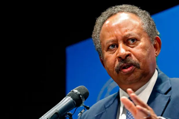 مسؤول سوداني: استقالة مدير المناهج تضمنت «تجريحاً» لحمدوك