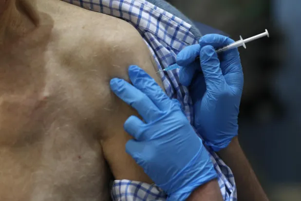 كوبا ستجري في إيران اختبارات لدراسة فاعلية لقاحها ضد «كورونا»