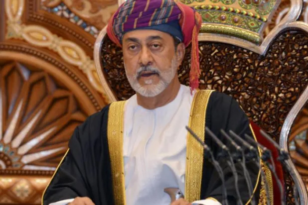 Umman Sultanı, bir veliaht prensin atanmasını içeren yeni bir tüzüğü onayladı