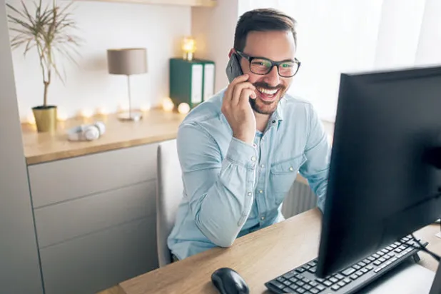 العمل من المنزل في جائحة «كورونا»: مشكلات وتحديات