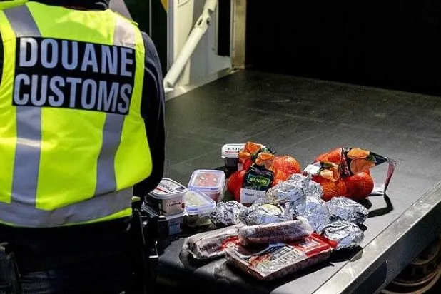 «مرحبًا بك في بريكست»... مصادرة شطائر لحوم على الحدود الهولندية