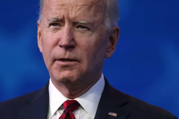بايدن يزعم أن لديه روابط عائلية في الهند