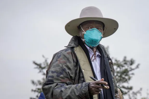 موسيفيني يفوز بفترة رئاسية جديدة في أوغندا