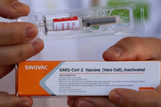 اللقاح الصيني «أكثر فاعلية» بفارق زمني أطول بين الجرعتين