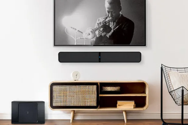 سينما منزلية مطورة للاستمتاع بالأفلام والألعاب