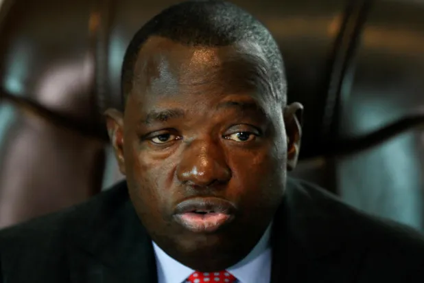 وفاة وزير خارجية زيمبابوي بـ«كوفيد - 19»