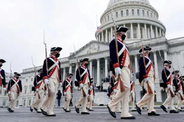 بائیڈن وائرس اور تقسیم کا مقابلہ کرنے کے لئے تیار ہیں 