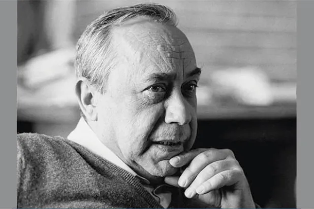 إيطاليا تحتفل بمئوية شاشا... روائي الخصوصية الوطنية