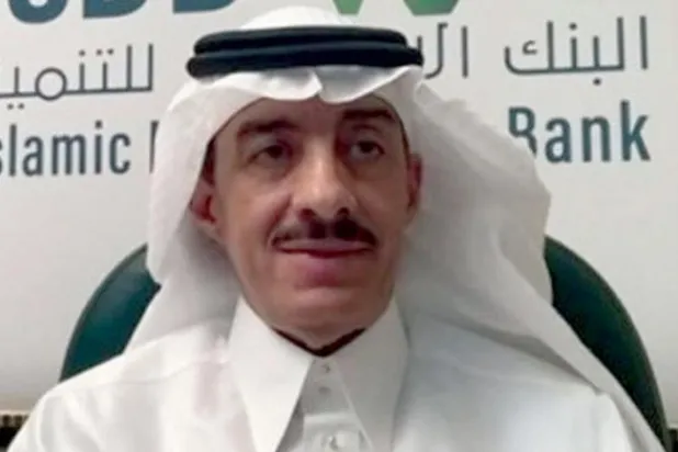 İslam Kalkınma Bankası Başkanı Dr. Bandar Hajjar Şarku’l Avsat’a konuştu: Üye ülkelerinin altyapı alanındaki finansman açığı 700 milyar dolar