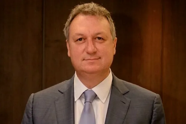 الحكومة التونسية: برنامج لتغيير منظومة الدعم والضغط على الأجور