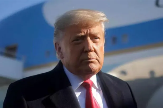 نمائندگان نے ٹرمپ کے مواخذے کی فائل سینیٹ کے حوالے کردی ہے