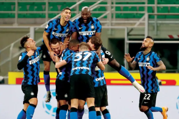 ميلان يتطلع لتصحيح مساره والحفاظ على صدارة الدوري الإيطالي