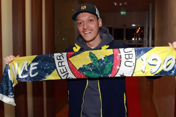 'Amazing Journey': Mesut Özil Thanks Arsenal as He Seals Fenerbahce Move