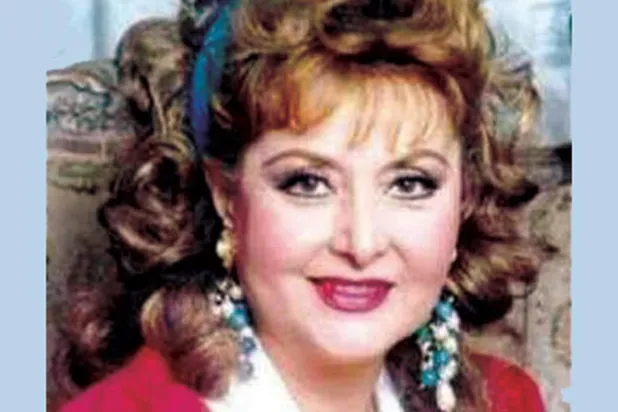 الفنانة ليلى طاهر