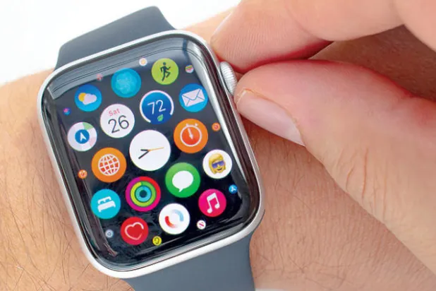 ساعة «أبل»... أفضل جهاز لـ2021