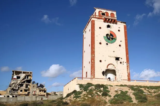 Doğu ve batı bölgelerini açmak için Libya Savaşı’nın kalıntılarını Sirte ve Mısrata’yı yolundan temizleme süreci başladı