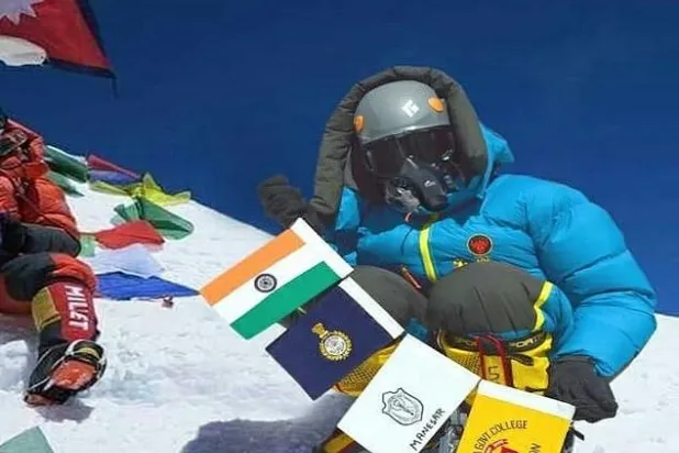 زوّرا وصولهما إلى قمة «إيفرست»... منع زوجين هنديين من تسلق جبال نبيال