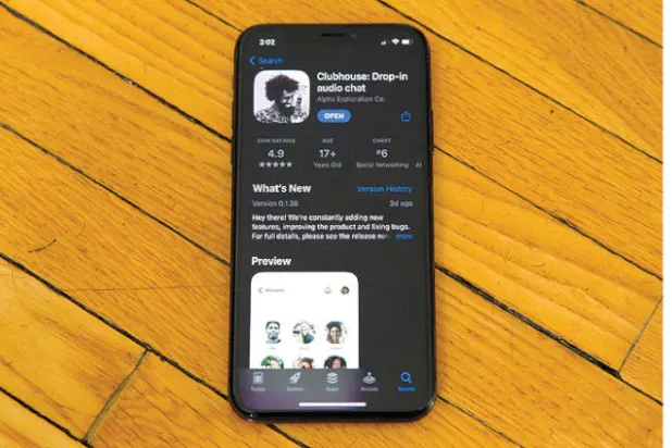 «كلوب هاوس» يكتسح ويعيد بريق الصوت