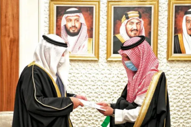 Kuveyt Emiri’nden Suudi Arabistan Kralı’na mektup