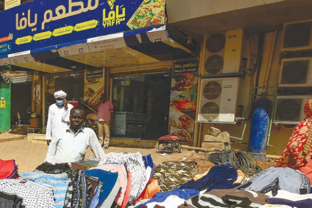 تعويم الجنيه السوداني بين ترحيب دولي ومخاوف داخلية