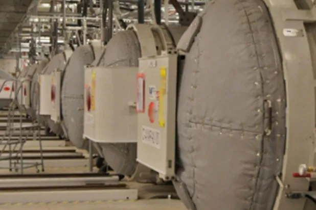 مخزون اليورانيوم المخصّب لدى إيران أكثر بـ14 مرة من الحدّ المسموح به