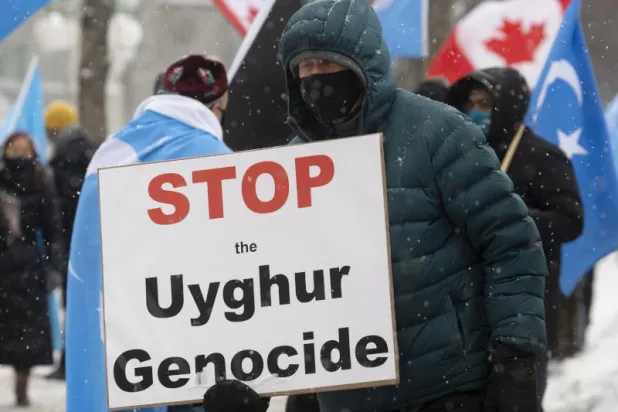 البرلمان الكندي يقر بتعرّض الأويغور في الصين لـ«إبادة جماعية»