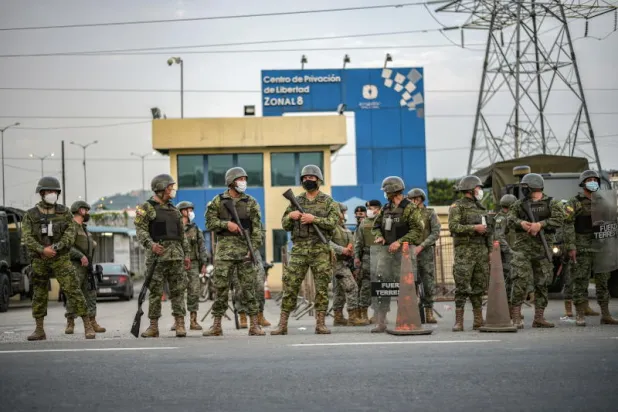 أعمال شغب بسجون الإكوادور توقع عشرات القتلى